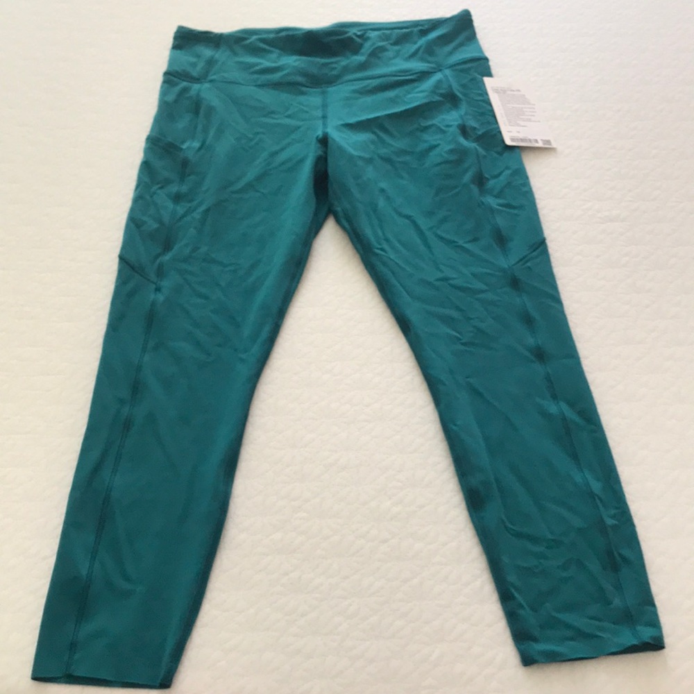 NEW Lululemon tights 25” size 12